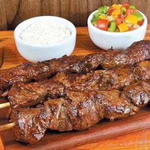 espetinho de carne
